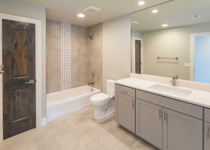 Local bathroom remodel Buckeye, AZ